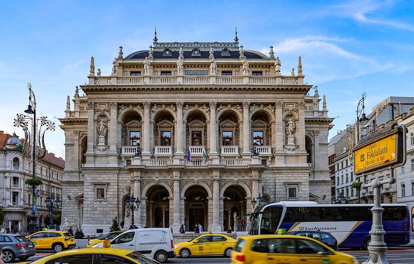 Budapest, capitale de la Hongrie, est un lieu où se mêlent culture, détente et dynamisme. par Patrick Fotografeert
