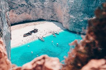 Strand mit Schiffswrack auf der Insel Zakynthos, Griechenland von Madinja Groenenberg