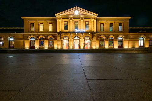 Zwolle train station front view in the evening by Sjoerd van der Wal Photography