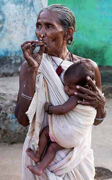 Grootmoeder en kind van Affect Fotografie