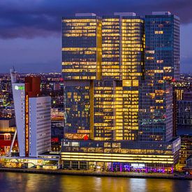 De Rotterdam bij avond van Frans Blok