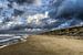 Strand met typisch nederlandse wolkenpartij van Hans Kwaspen