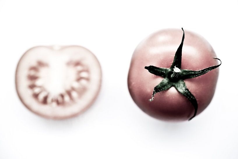 Inside Outside: tomato by André Blom Fotografie Utrecht
