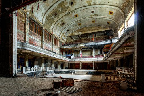 Behind the scenes in Cine Varia, somewhere in Belgium