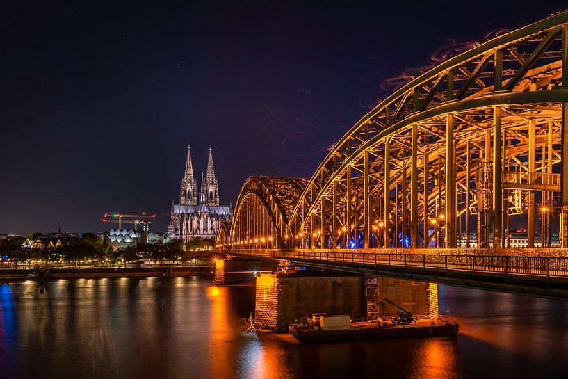 Cologne / Köln / Cologne la nuit par Maurice Meerten