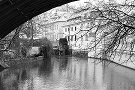 Prague, Pont Charles, Roue à eau sur Rene du Chatenier