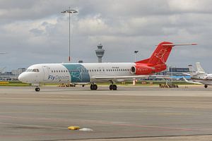 Denim Air Fokker 100 in Schiphol Ost.