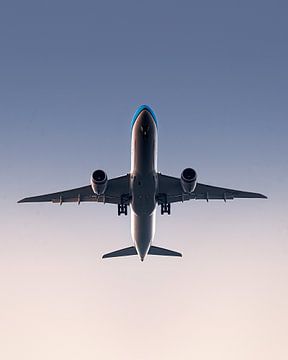 KLM Boeing 787 is klaar voor landing van Maxwell Pels