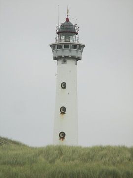 Vuurtoren bij Egmond van Letty van Dijk