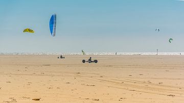 STRANDSEGLER 4 by Christian Schmidt