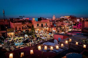 Boven de daken van de souks van Marrakech van swc07