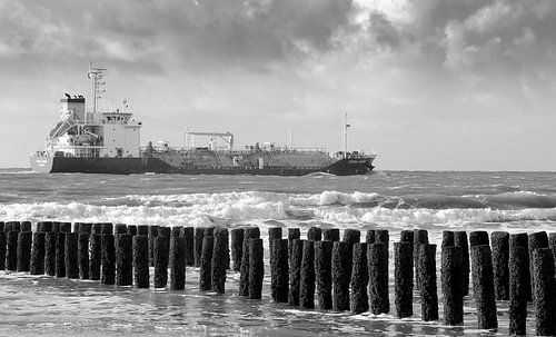 Schiff in schwarz und weiß ( Zoutelande )