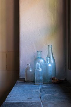 Old medicine bottles by Affect Fotografie