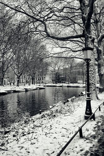 Hooghiemstra-Gebäude in Utrecht im Winter von André Blom Fotografie Utrecht