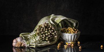 Stilleven met groene asperges van Monique van Velzen
