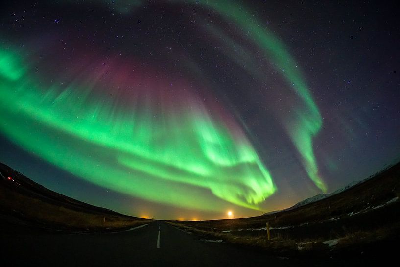 Dancing Northern Lights over Iceland by Leo Schindzielorz
