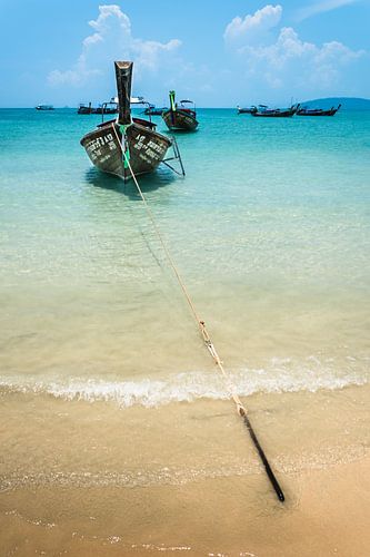 Boot voor anker van Jelmer Laernoes