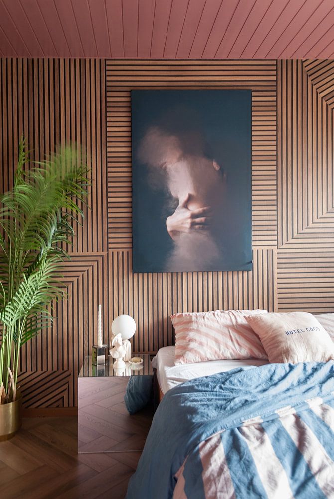 portrait abstrait nu  par Carla Van Iersel 