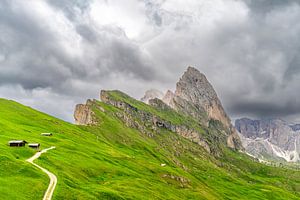 Seceda Berge dramatische Klippen in den Dolomiten
