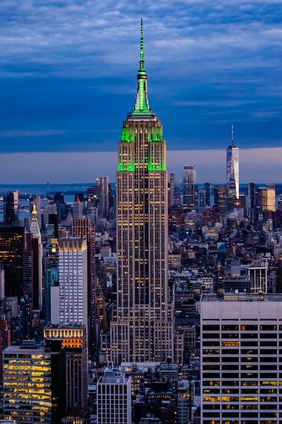 Zonsondergang over Empire State Building van Kimberly Lans