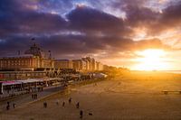 Kurhaus bij zonsondergang