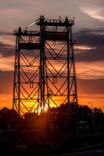 L'ascenseur Alphen du soir sur John Wiersma