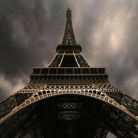 Eiffel by Mario de Lijser