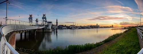 Kampen bij zonsondergang