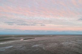 Das Wattenmeer bei Sonnenuntergang mit Sandbänken von Wad of Wonders