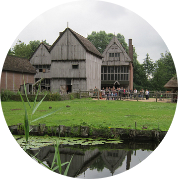 Gebouwen uit de middeleeuwen in het Archeon Nederland van Veluws
