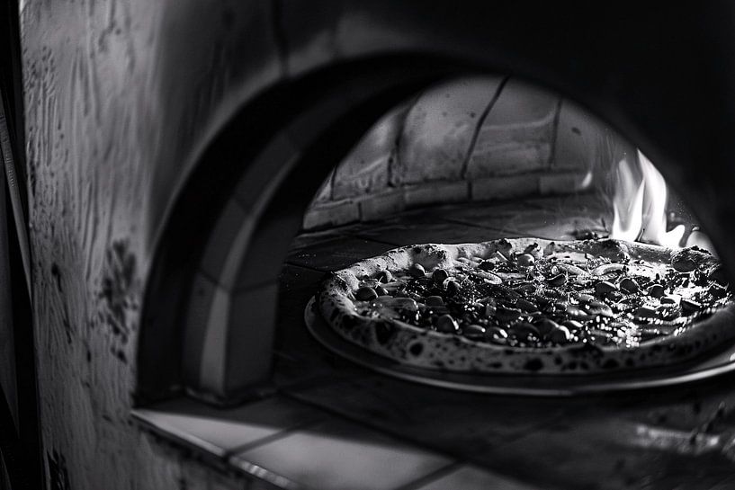 Traditionele pizza in gloeiende houtoven van Art & Soul Creations
