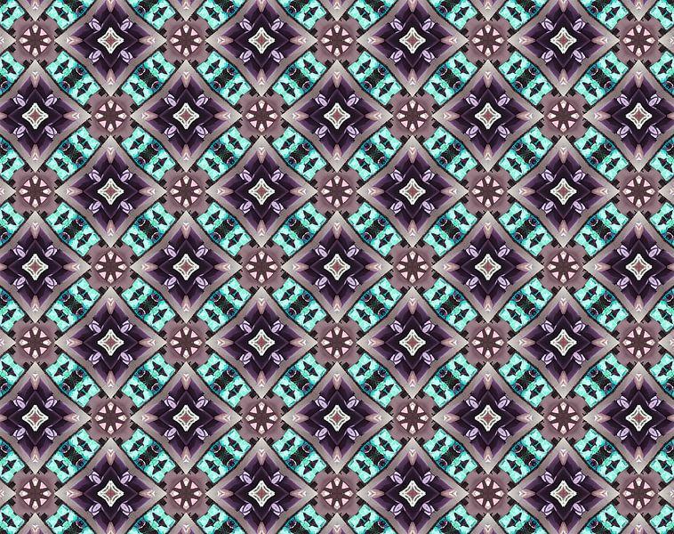 Pattern, purple and green by Rietje Bulthuis