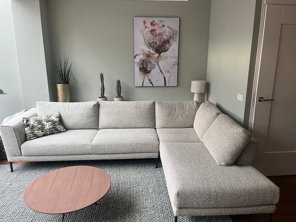 Whispering (gezien bij vtwonen)  van RAR Kramer - Visual poet 