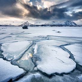 Winter landscape with frozen lake in northern Norway by Chris Stenger