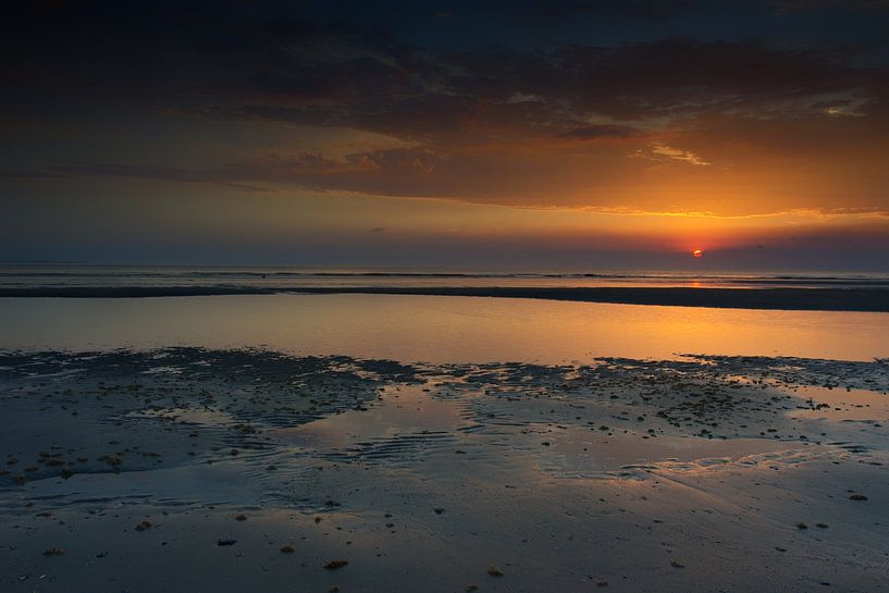 Sunset on the beach of Hollum van Petra Vastenburg