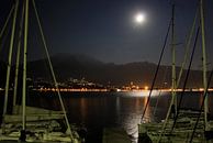 Clair de lune sur le lac de Côme par Louise Poortvliet Aperçu