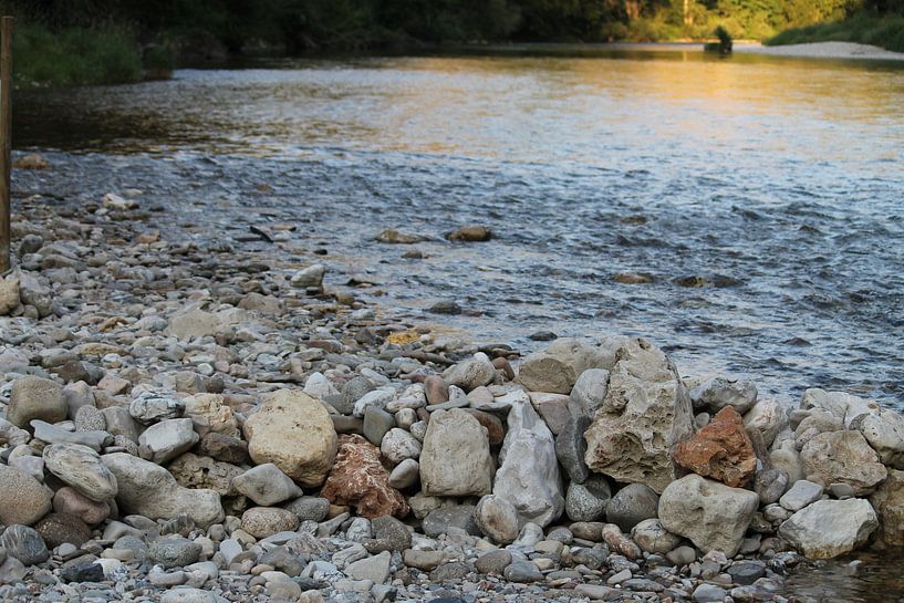 Vrede op de rivier van Heike Klein