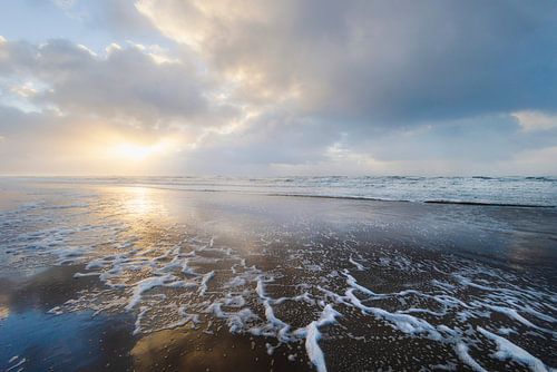 Lines, fierce weather and Dutch skies.