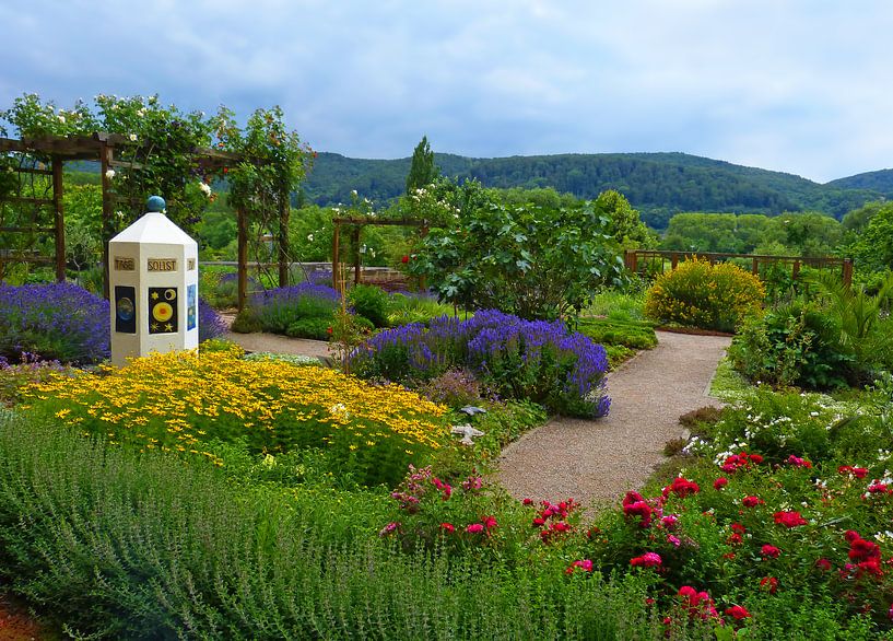 Bijbel-Tuin met Uitzicht... (Tuin en Park) van Caroline Lichthart