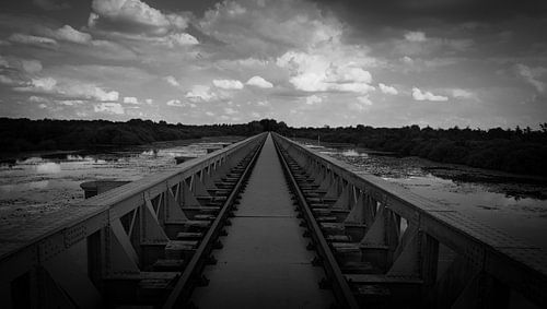 Bridge in perspective