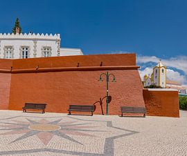 Fortaleza da Luz, Igreja da Nossa Senhora da Luz , Luz, Algarve, Portugal sur Rene van der Meer