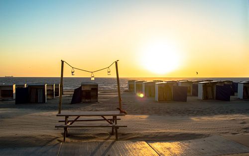 zonsondergang in Katwijk aan Zee sur Frank Van der Werff