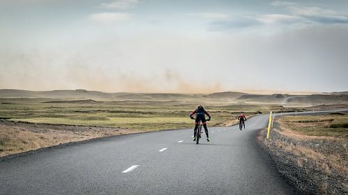 Glacier360: mountainbikes in IJsland van Hans van Wijk