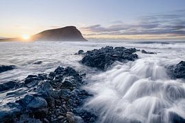 Sunrise at Montaña Roja – Moments of tranquillity by the Atlantic in Tenerife