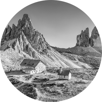 Dolomieten met de drie toppen in zwart-wit