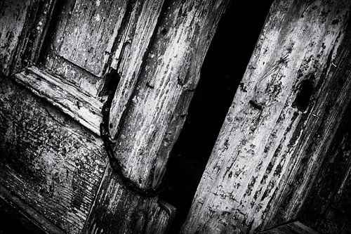 Kreta | Detail van Griekse deur in Zwart Wit | Reisfotografie