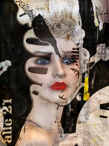 De Venetiaanse schoonheid met rode lippen