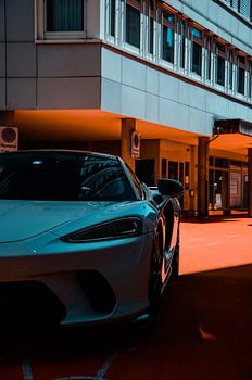 McLaren GT
