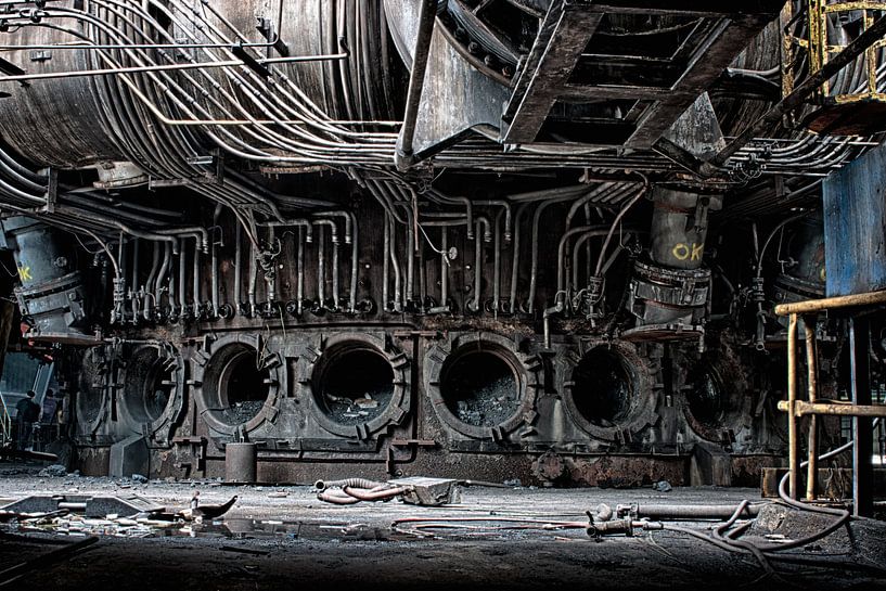 Mothership van Sander Wiessner