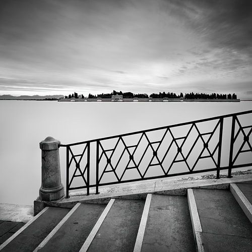 Venise, île de San Michele depuis le pont Ponte dei Mendicanti